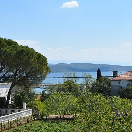 Apartments Anka Krk Town Exterior foto