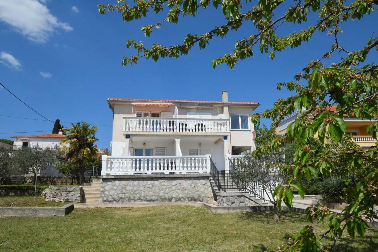 Apartments Anka Krk Town Exterior foto